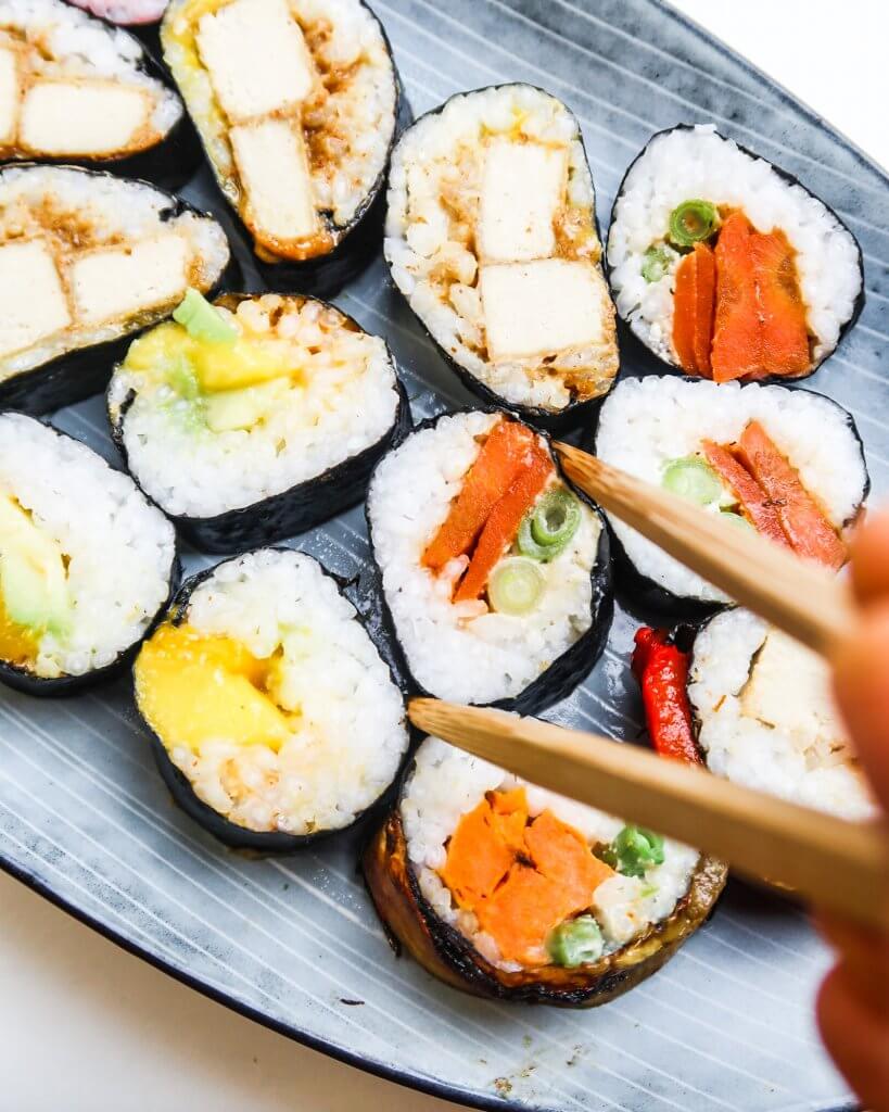 vegan-sushi-rolls