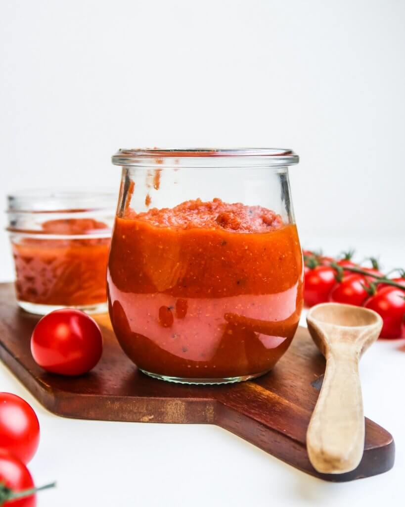 Homemade Tomato Sauce (sugar-free, oil-free)